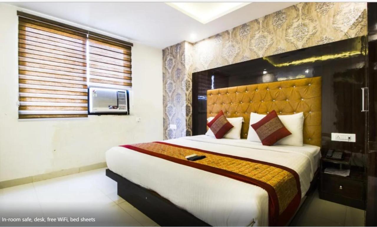 ניו דלהי Hotel Iconic Near Delhi Igi International Airport מראה חיצוני תמונה