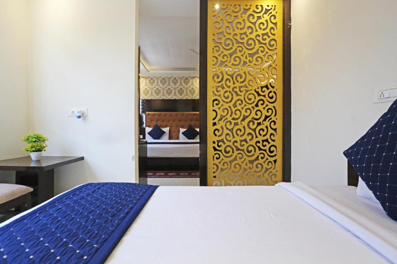 ניו דלהי Hotel Iconic Near Delhi Igi International Airport מראה חיצוני תמונה