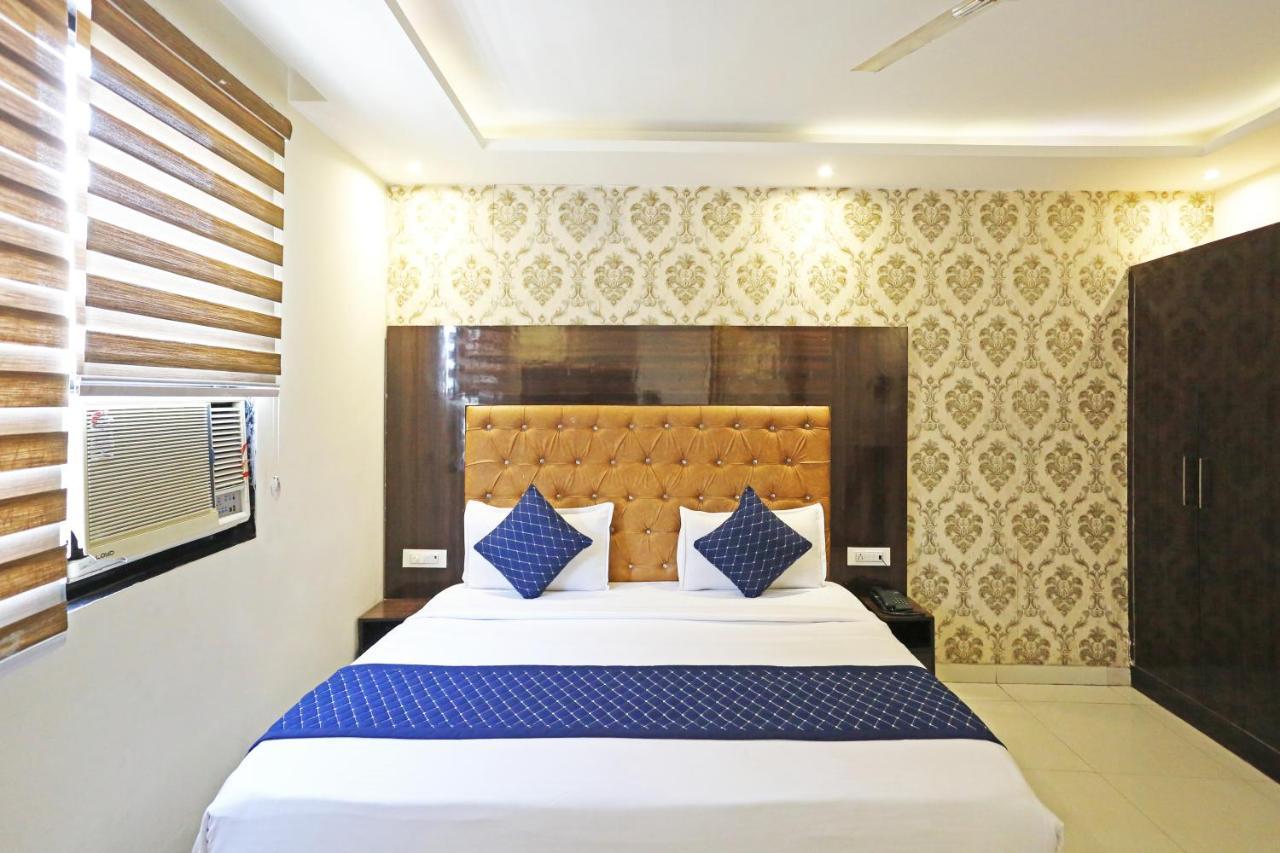 ניו דלהי Hotel Iconic Near Delhi Igi International Airport מראה חיצוני תמונה