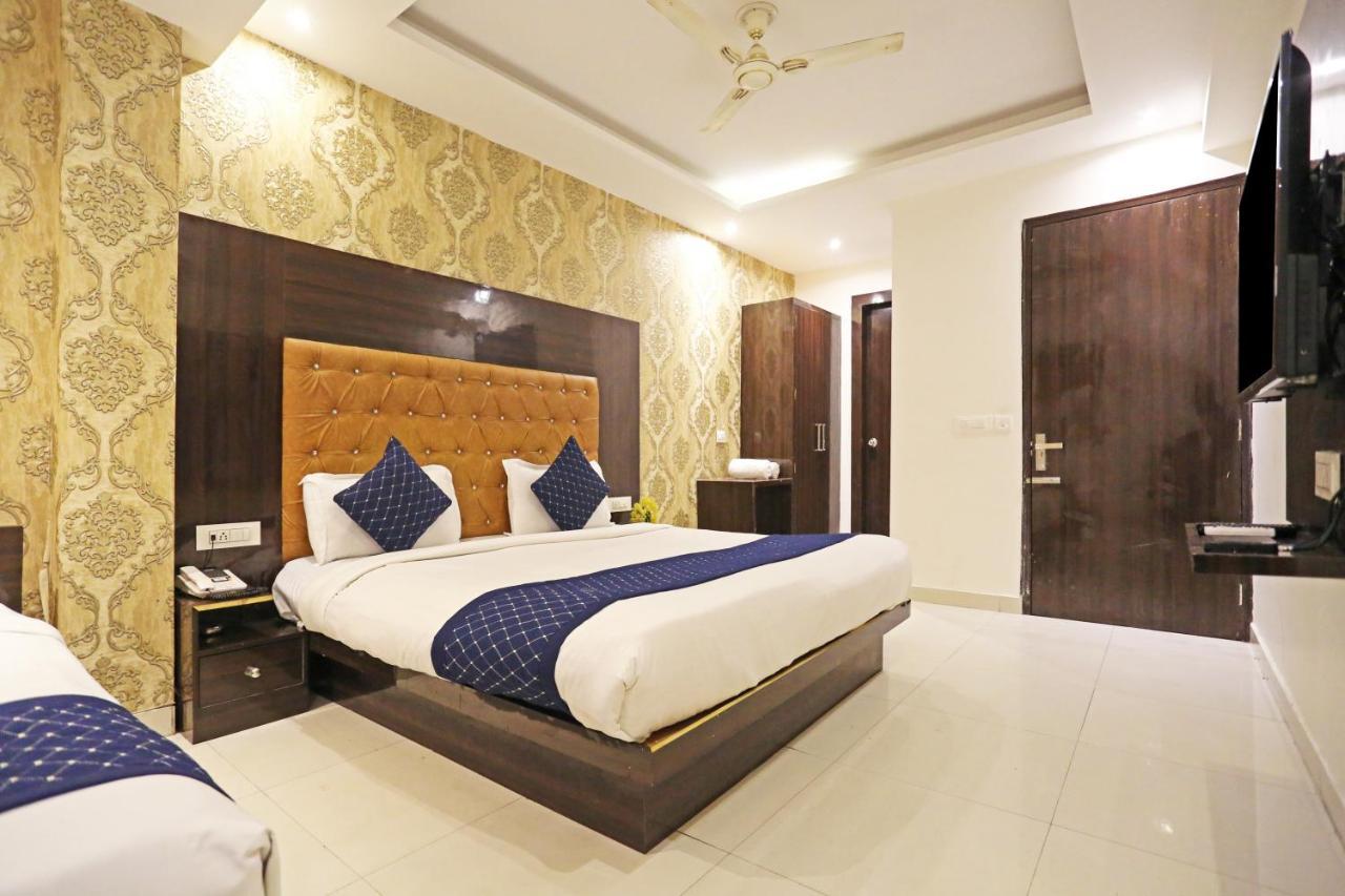 ניו דלהי Hotel Iconic Near Delhi Igi International Airport מראה חיצוני תמונה