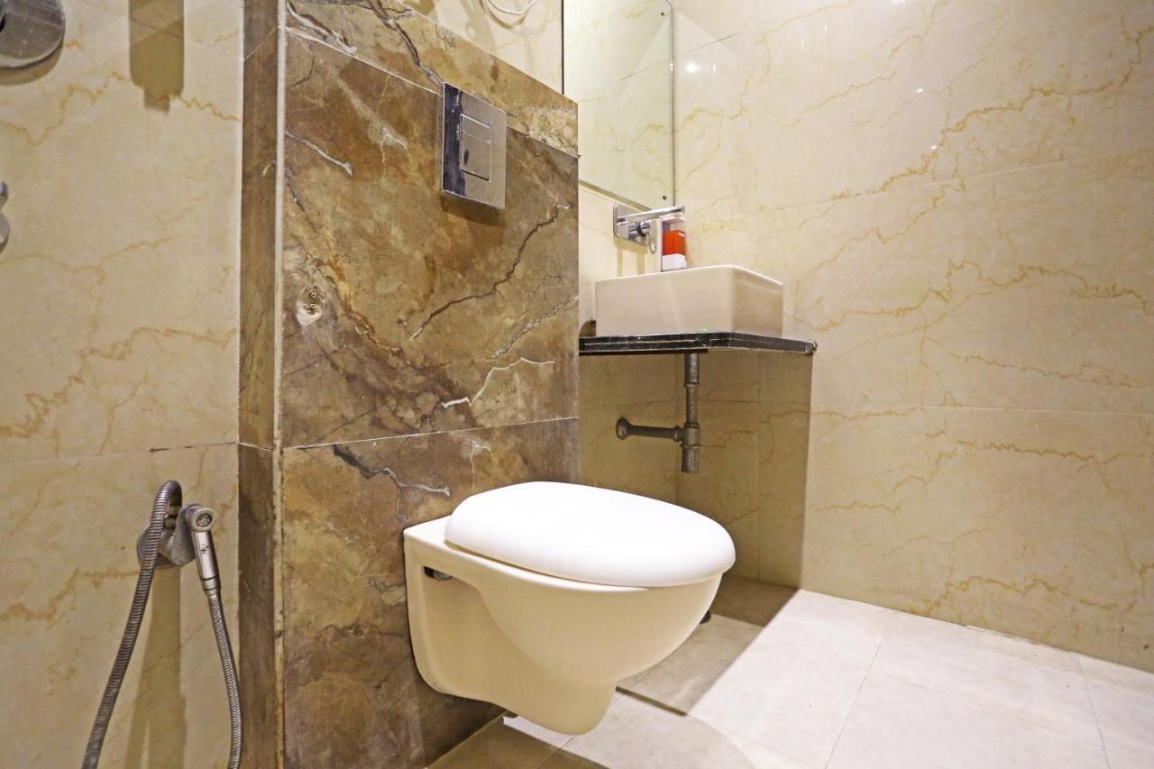 ניו דלהי Hotel Iconic Near Delhi Igi International Airport מראה חיצוני תמונה