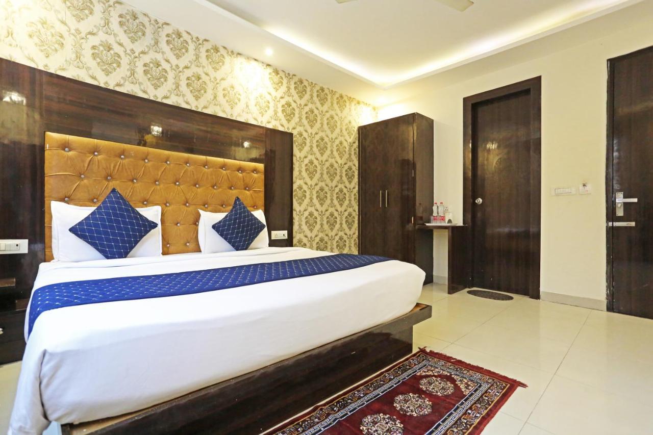ניו דלהי Hotel Iconic Near Delhi Igi International Airport מראה חיצוני תמונה