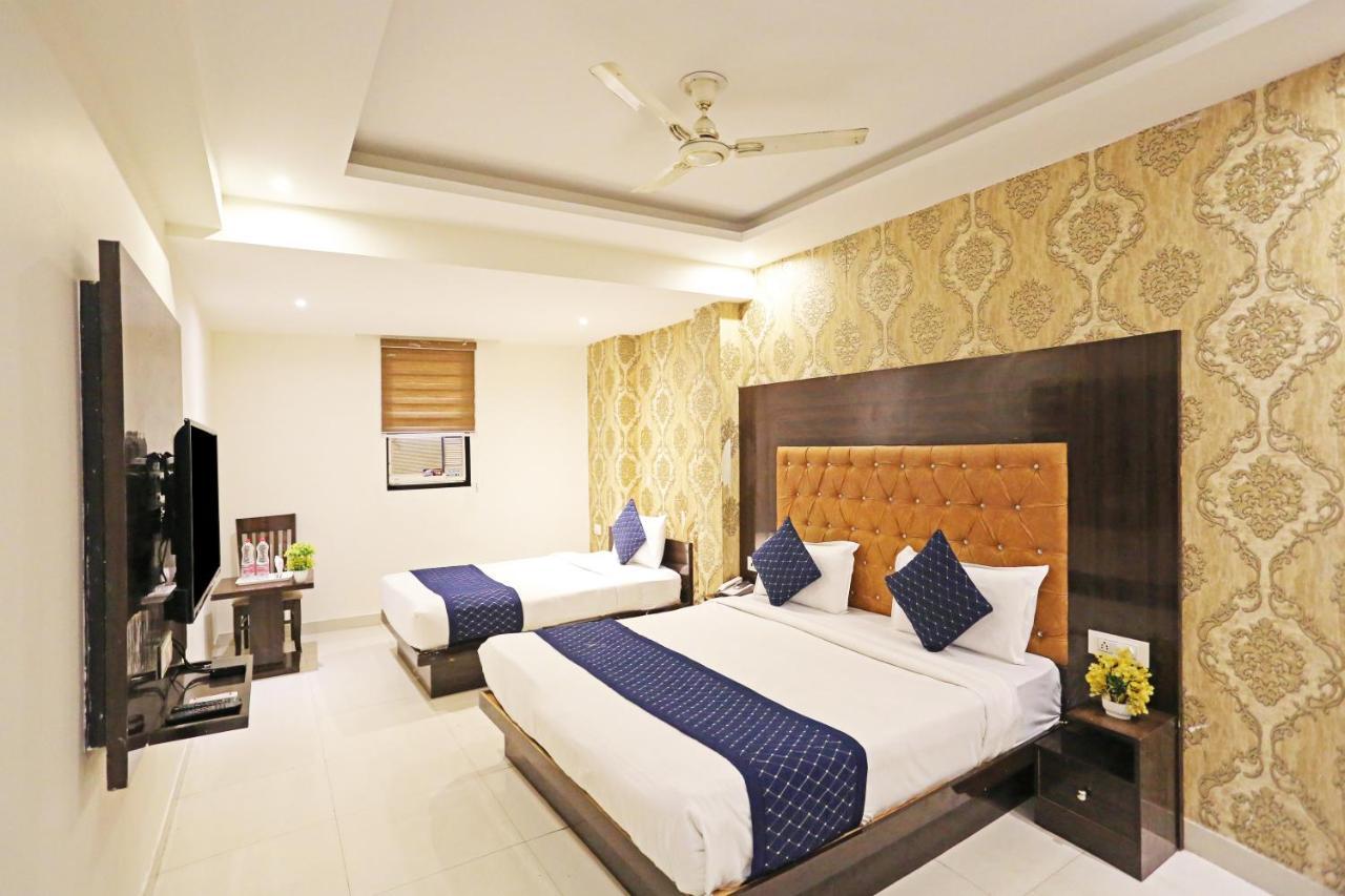 ניו דלהי Hotel Iconic Near Delhi Igi International Airport מראה חיצוני תמונה